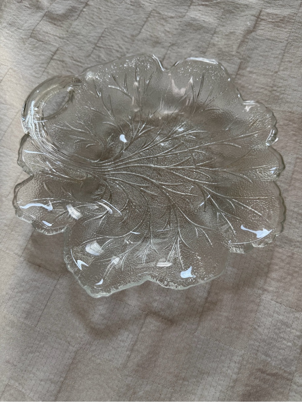 Clear Glass Leaf-Shaped Decorative Bowl - Home Art